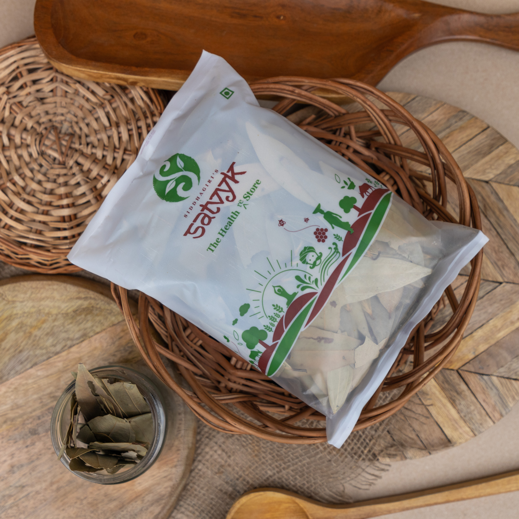 Bay Leaf (Tejpatta) | Whole Aromatic Leaves | Enhances Flavour of Rice, Curries & Masala Mixes | Pure & Handpicked