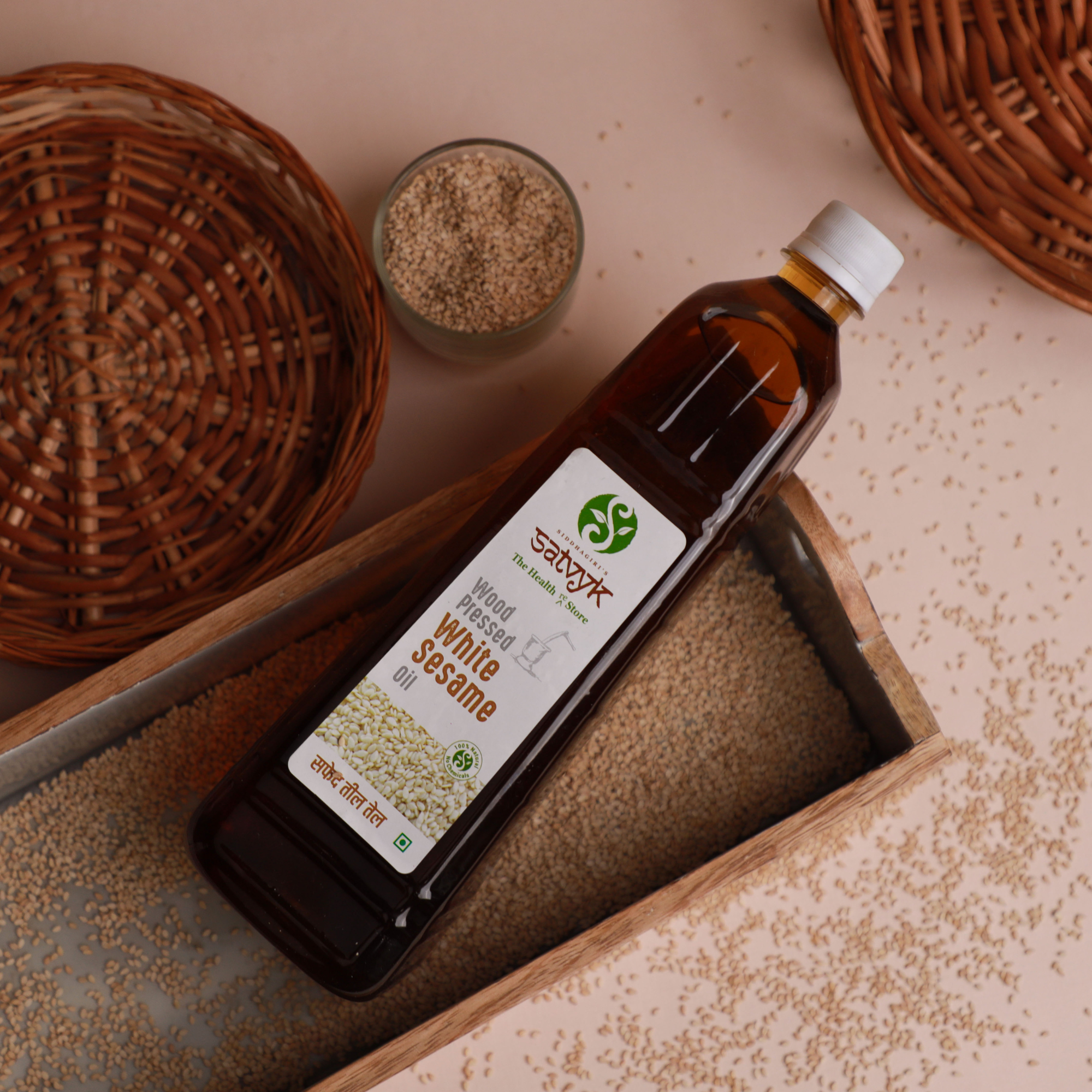 Cold-Pressed White Sesame Oil | Organic Sesame Oil | Kacchi Ghani Til oil | Wood-pressed sesame oil for cooking | Edible Sesame oil | Gingelly Oil | Pure and Natural | Healthy oil for cooking