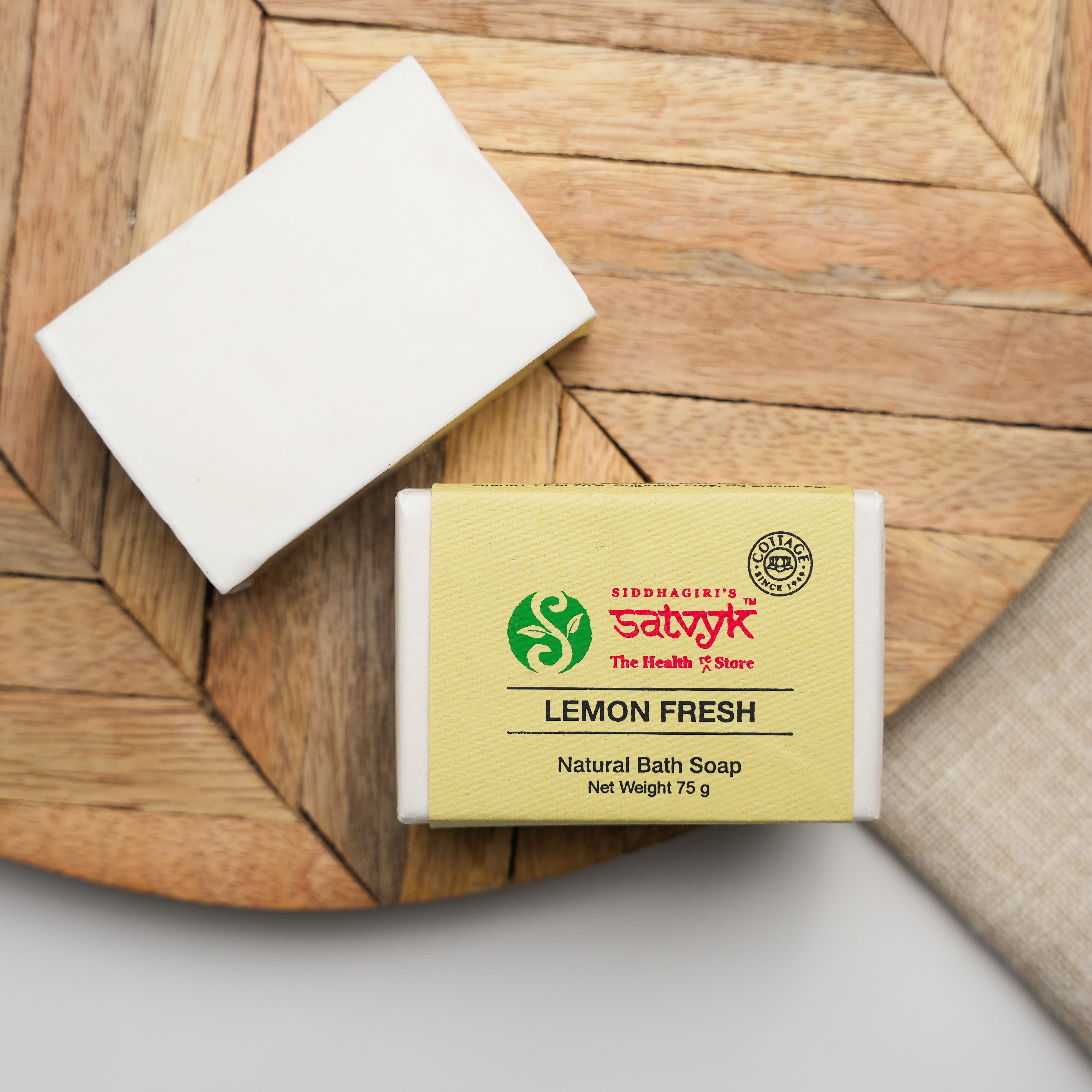 Handmade Lemon Fresh Herbal Bath Soap | Oil-Control & Deep Cleansing | Uplifting Citrus Fragrance | Ideal for Oily Skin