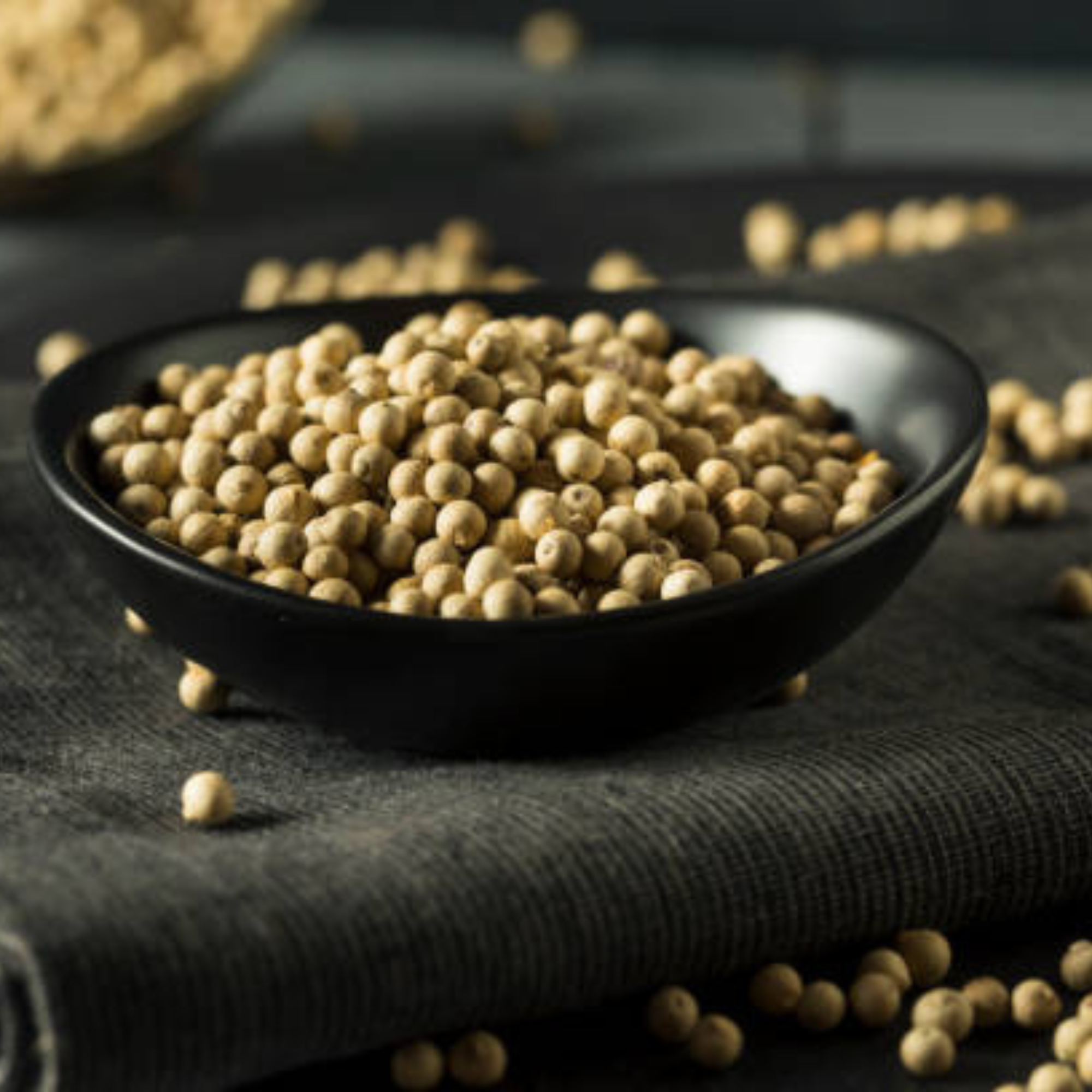 White Pepper | Milder Heat & Sharp Flavour | Whole & Sun-Dried | Ideal for Soups & Continental Cuisine